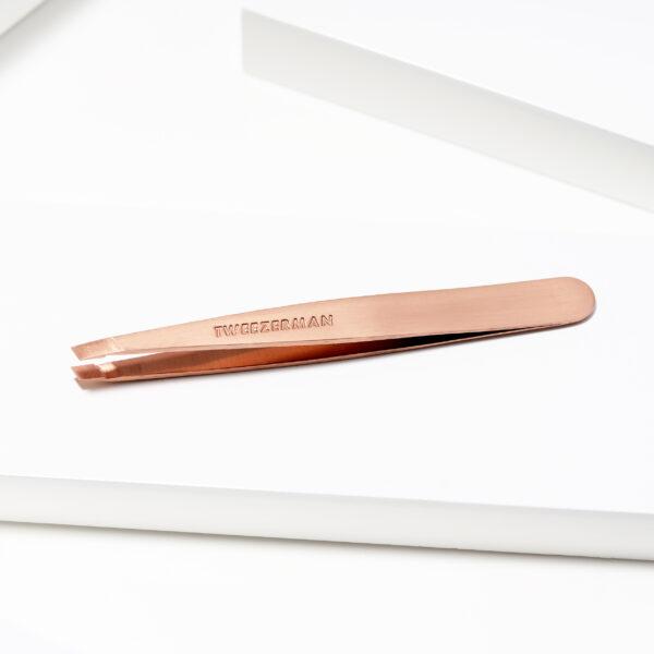 Tweezerman Slant Tweezer Rose Gold, maailmankuulut pinsetit - Image 3