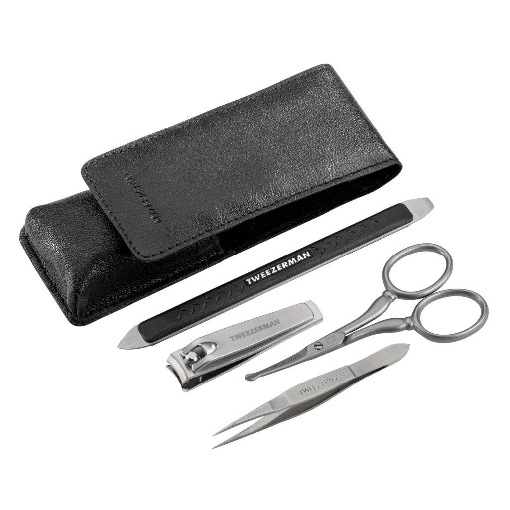 Tweezerman GEAR Essential Grooming Set pakkaus