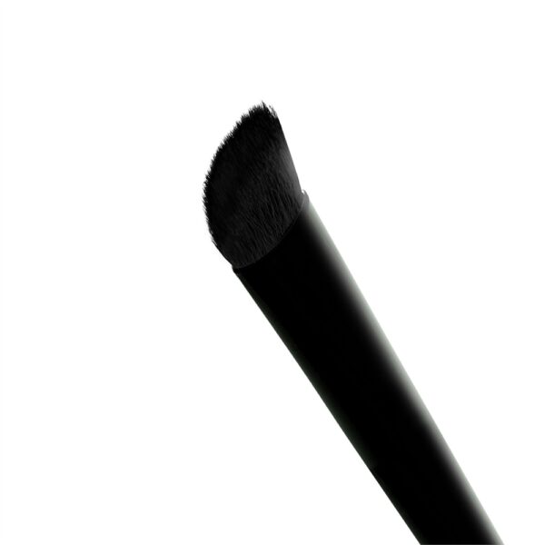 Makeup Revolution Pro E102 Eyeshadow Contour Brush - Image 2
