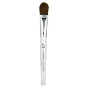 Elf Foundation Brush, meikkivoidesivellin