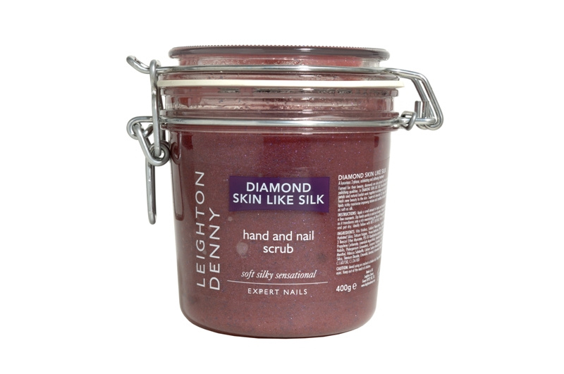 Leighton Denny Diamond Skin Like Silk 400g, timanttipölykäsikuorinta AMMATTITUOTE