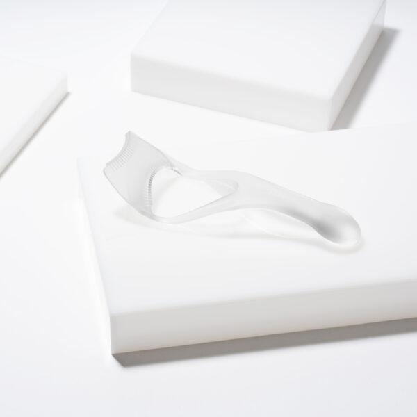 Tweezerman Lash Guard And Comb, ripsikampa ja silmämeikin suoja - Image 3