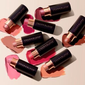 Youngblood VividLuxe Creme Blush Stick 9,5g, kermainen poskipunapuikko